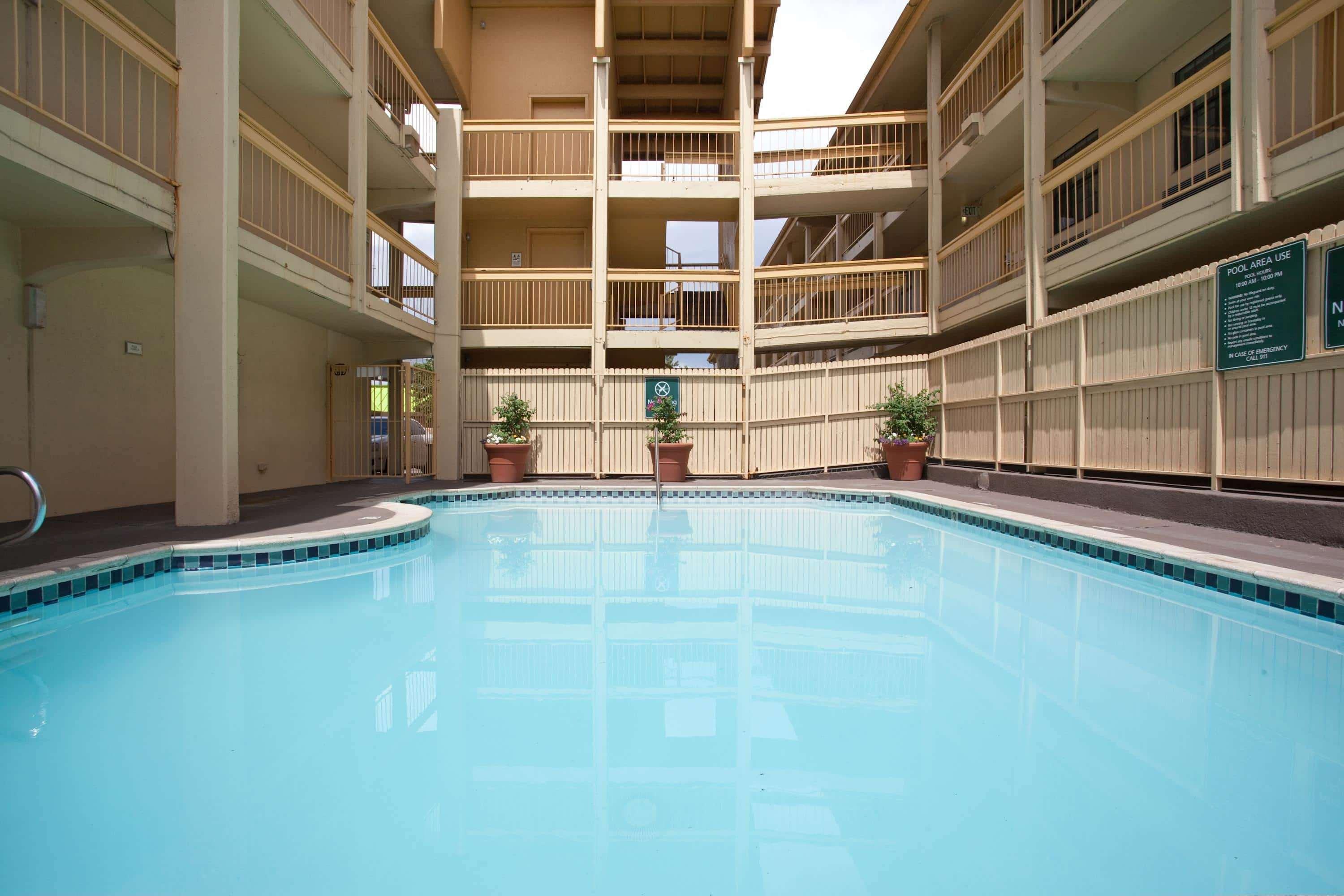La Quinta Inn By Wyndham Denver Central Exterior foto